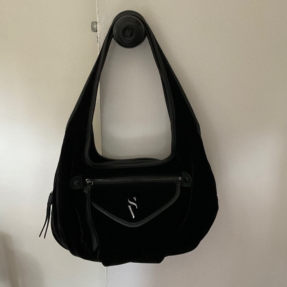 Simply Vera Vera Wang Black Velvet Bag